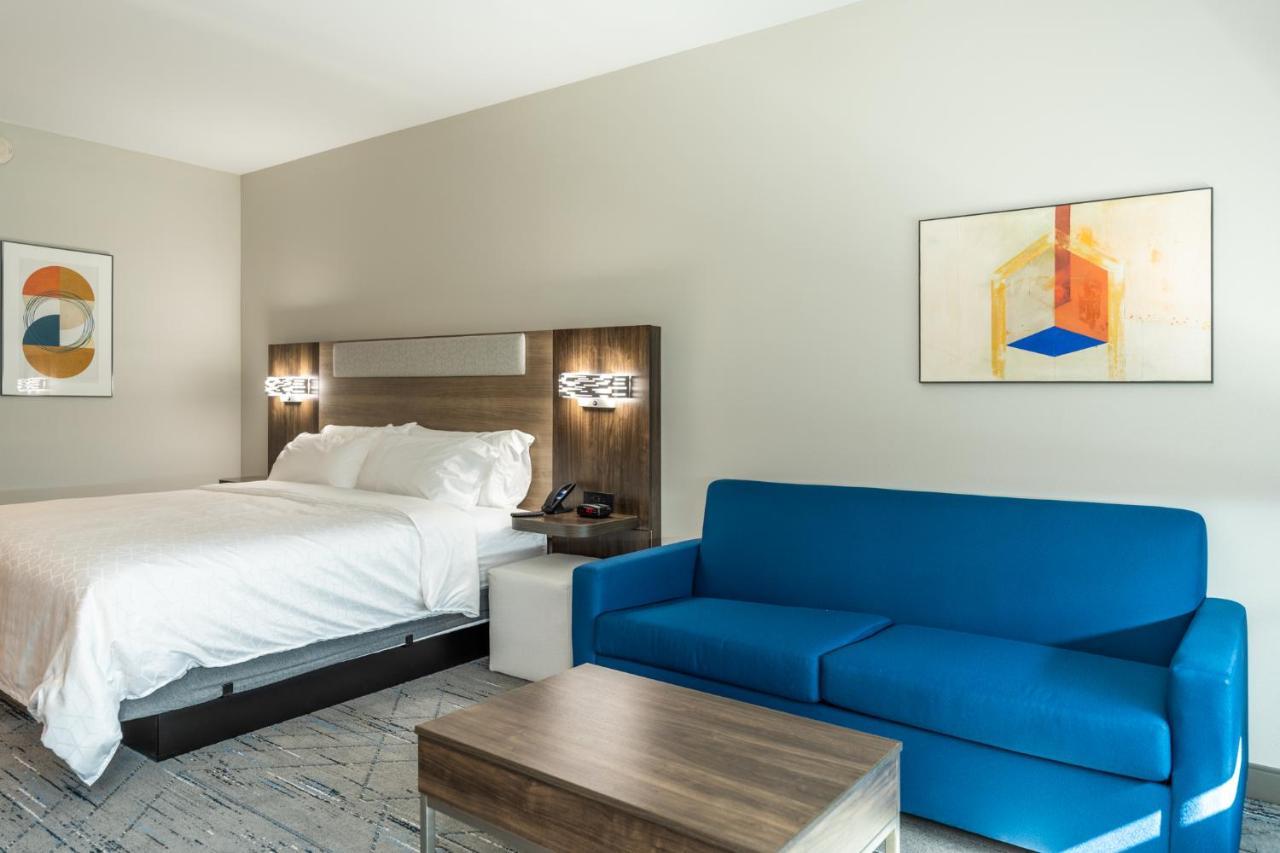 Holiday Inn Express & Suites Charlottesville By Ihg Exterior foto